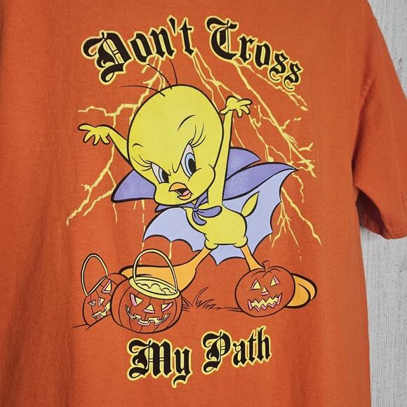 VTG Y2K Orange Looney Tunes Halloween T-Shirt - Don't Cross My Path, 23x28 - Picture 2 of 5